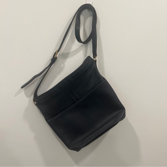 Vintage Coach navy blue bucket back leather - Picture 1 of 6